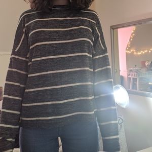 xs SO long sleeve mock turtleneck